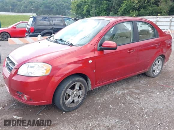 2007 Chevrolet Aveo LT z VIN KL1TG56647B158073, wystawiony jako IAAI lot #42695850 z przebiegiem 222 134 mil mil oraz . Historia ofert i sprzedaży dostępna na DreamBid. Obrazek 2.