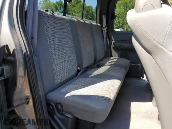 2002 Ford F-150 XL with VIN 1FTRX07222KD72716, listed as a Copart auction lot 70547045 with 267,336 mi miles and Salvage title. Bid and sale history available at DreamBid. Image 10.