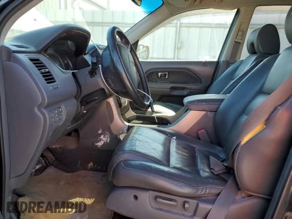 2006 Honda Pilot EX-L с VIN 2HKYF18536H513178, выставлен на аукционе Copart как лот 82516635 с пробегом 209 653 миль миль и Списание • Salvage title. История ставок и продаж доступна на DreamBid. Изображение 7.