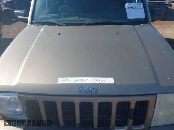 2006 Jeep Commander with VIN 1J8HH48N76C293897, listed as a IAAI auction lot 42021253 with 214,412 mi miles and . Bid and sale history available at DreamBid. Image 10.
