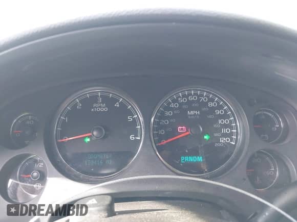 2013 Chevrolet Avalanche LT z VIN 3GNTKFE75DG195926, wystawiony jako IAAI lot #42296778 z przebiegiem 170 416 mil mil oraz . Historia ofert i sprzedaży dostępna na DreamBid. Obrazek 7.