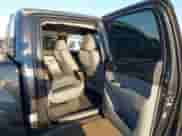 2015 Toyota Tacoma PreRunner z VIN 3TMJU4GN0FM185366, wystawiony jako IAAI lot #43316251 z przebiegiem 77 520 mil mil oraz . Historia ofert i sprzedaży dostępna na DreamBid. Obrazek 8.
