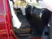 2018 Chevrolet Silverado 2500HD LT с VIN 1GC2KVEG8JZ235359, выставлен на аукционе IAAI как лот 40674239 с пробегом 106 060 миль миль и . История ставок и продаж доступна на DreamBid. Изображение 5.