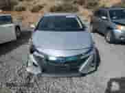 2018 Toyota Prius Plus z VIN JTDKARFP8J3098676, wystawiony jako Copart lot #81954365 z przebiegiem 65 893 mil mil oraz Szkoda całkowita • Salvage title. Historia ofert i sprzedaży dostępna na DreamBid. Obrazek 5.