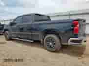 2019 Chevrolet Silverado 1500 LT with VIN 3GCPWCEK3KG162079, listed as a Copart auction lot 61602965 with 107,577 mi miles and Salvage title. Bid and sale history available at DreamBid. Image 2.