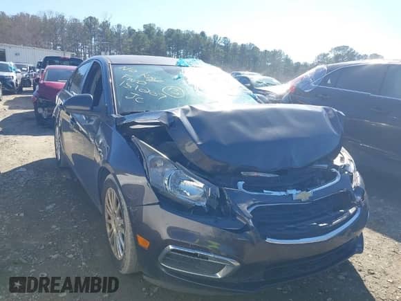 2015 Chevrolet Cruze ECO z VIN 1G1PH5SB2F7151207, wystawiony jako IAAI lot #41719686 z przebiegiem 103 982 mil mil oraz . Historia ofert i sprzedaży dostępna na DreamBid. Obrazek 1.