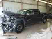 2017 Toyota Tacoma TRD Off Road z VIN 3TMDZ5BN7HM030425, wystawiony jako Copart lot #86318985 z przebiegiem 69 572 mil mil oraz Szkoda całkowita • Salvage title. Historia ofert i sprzedaży dostępna na DreamBid. Obrazek 1.