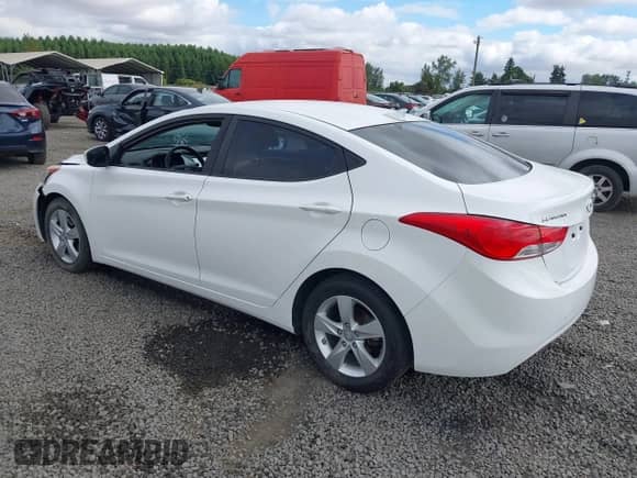 2013 Hyundai Elantra GLS z VIN 5NPDH4AE8DH255600, wystawiony jako IAAI lot #42917259 z przebiegiem 71 002 mil mil oraz . Historia ofert i sprzedaży dostępna na DreamBid. Obrazek 3.
