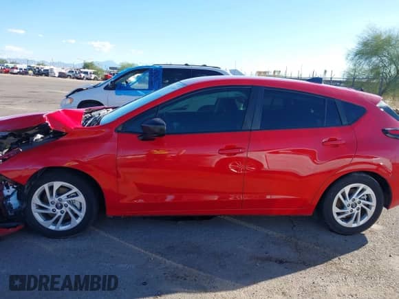 2024 Subaru Impreza с VIN JF1GUABC3R8231057, выставлен на аукционе IAAI как лот 43356099 с пробегом 26 218 миль миль и . История ставок и продаж доступна на DreamBid. Изображение 15.