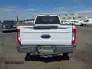 2018 Ford F-250 XL с VIN 1FT7W2AT8JEB20943, выставлен на аукционе IAAI как лот 43111623 с пробегом 215 058 миль миль и . История ставок и продаж доступна на DreamBid. Изображение 16.