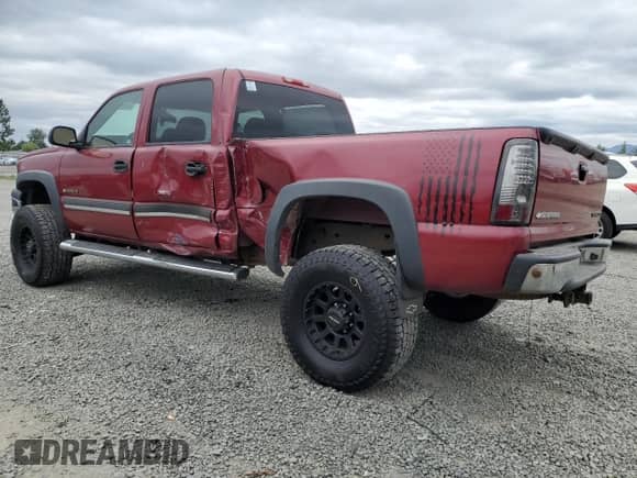 2005 Chevrolet Silverado 1500HD LS с VIN 1GCGK13U85F859239, выставлен на аукционе Copart как лот 60171295 с пробегом 125 313 миль миль и Списание • Salvage title. История ставок и продаж доступна на DreamBid. Изображение 2.