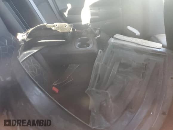 2023 Mitsubishi Outlander ES z VIN JA4ARUAU2PU005880, wystawiony jako Copart lot #71993505 z przebiegiem Nie podano mil oraz Szkoda całkowita • Salvage title. Historia ofert i sprzedaży dostępna na DreamBid. Obrazek 10.