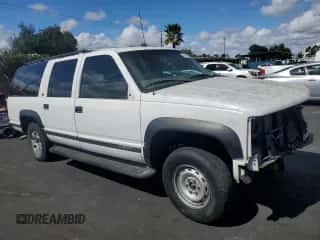 1999 Chevrolet Suburban с VIN 3GNFK16R8XG233203, выставлен на аукционе Copart как лот 84219905 с пробегом Не указан миль и Чистый • Clean title. История ставок и продаж доступна на DreamBid. Изображение 4.