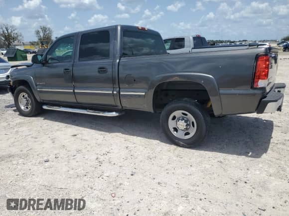 2001 Chevrolet Silverado 1500HD LS с VIN 1GCGC13U01F183621, выставлен на аукционе Copart как лот 64191004 с пробегом 378 320 миль миль и Списание • Salvage title. История ставок и продаж доступна на DreamBid. Изображение 2.