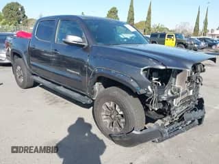 2018 Toyota Tacoma SR5 с VIN 3TMAZ5CN9JM077463, выставлен на аукционе IAAI как лот 41688459 с пробегом 69 886 миль миль и . История ставок и продаж доступна на DreamBid. Изображение 1.