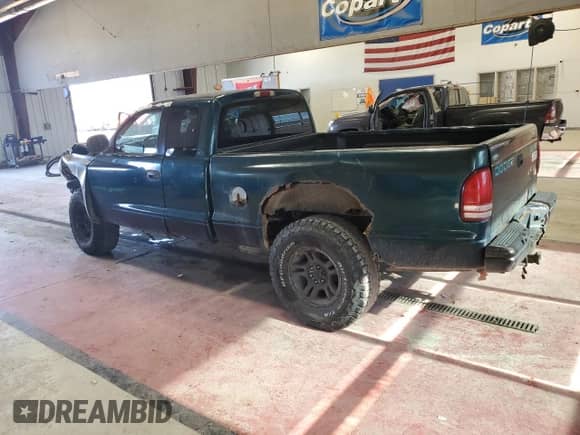 1997 Dodge Dakota with VIN 1B7GG23Y8VS231442, listed as a Copart auction lot 86226315 with 138,939 mi miles and Salvage title. Bid and sale history available at DreamBid. Image 2.