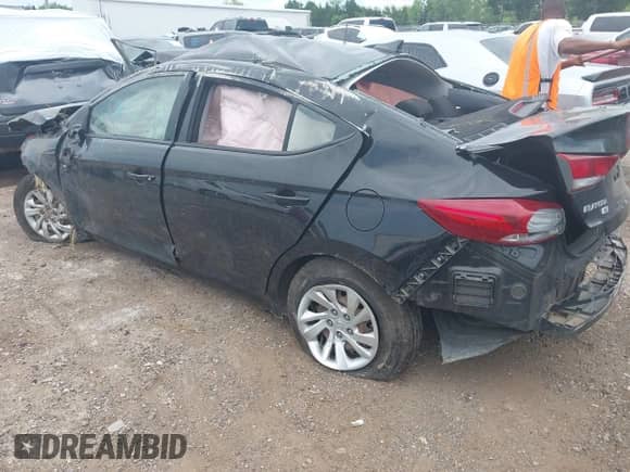 2018 Hyundai Elantra SE with VIN 5NPD74LF2JH400215, listed as a IAAI auction lot 42715268 with 82,585 mi miles and . Bid and sale history available at DreamBid. Image 3.