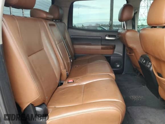 2010 Toyota Tundra Limited z VIN 5TFFY5F16AX089422, wystawiony jako Copart lot #85644454 z przebiegiem 322 973 mil mil oraz Czysty tytuł • Clean title. Historia ofert i sprzedaży dostępna na DreamBid. Obrazek 10.