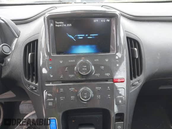 2015 Chevrolet Volt z VIN 1G1RD6E4XFU121347, wystawiony jako IAAI lot #43013332 z przebiegiem 98 340 mil mil oraz . Historia ofert i sprzedaży dostępna na DreamBid. Obrazek 14.