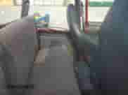 2000 Jeep Wrangler Sport z VIN 1J4FA49S6YP795653, wystawiony jako Copart lot #67831125 z przebiegiem 213 754 mil mil oraz Czysty tytuł • Clean title. Historia ofert i sprzedaży dostępna na DreamBid. Obrazek 10.