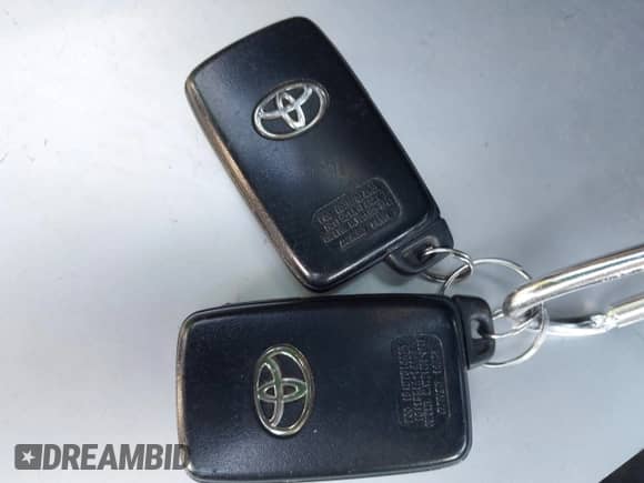 2011 Toyota Prius II with VIN JTDKN3DU5B1338287, listed as a IAAI auction lot 43398049 with 465,239 mi miles and . Bid and sale history available at DreamBid. Image 11.