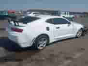 2017 Chevrolet Camaro 1LT с VIN 1G1FB1RSXH0188626, выставлен на аукционе IAAI как лот 43129018 с пробегом 80 673 миль миль и . История ставок и продаж доступна на DreamBid. Изображение 4.