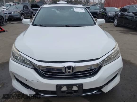 2017 Honda Accord Touring with VIN JHMCR6F78HC030902, listed as a IAAI auction lot 43012739 with 69,891 mi miles and . Bid and sale history available at DreamBid. Image 12.