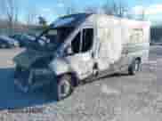 2020 Ram ProMaster Cargo z VIN 3C6URVJG5LE117155, wystawiony jako IAAI lot #41299971 z przebiegiem Nie podano mil oraz . Historia ofert i sprzedaży dostępna na DreamBid. Obrazek 2.