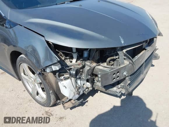 2017 Chevrolet Volt LT z VIN 1G1RA6S53HU178322, wystawiony jako IAAI lot #43347517 z przebiegiem 117 688 mil mil oraz . Historia ofert i sprzedaży dostępna na DreamBid. Obrazek 6.