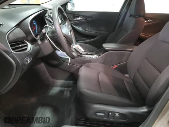 2025 Chevrolet Malibu LT с VIN 1G1ZD5ST0SF112273, выставлен на аукционе Copart как лот 89896115 с пробегом 28 462 миль миль и Чистый • Clean title. История ставок и продаж доступна на DreamBid. Изображение 7.