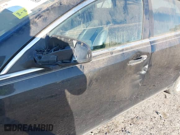 2012 Chevrolet Malibu LTZ 1LZ z VIN 1G1ZE5E07CF208739, wystawiony jako IAAI lot #43373080 z przebiegiem 157 844 mil mil oraz . Historia ofert i sprzedaży dostępna na DreamBid. Obrazek 6.