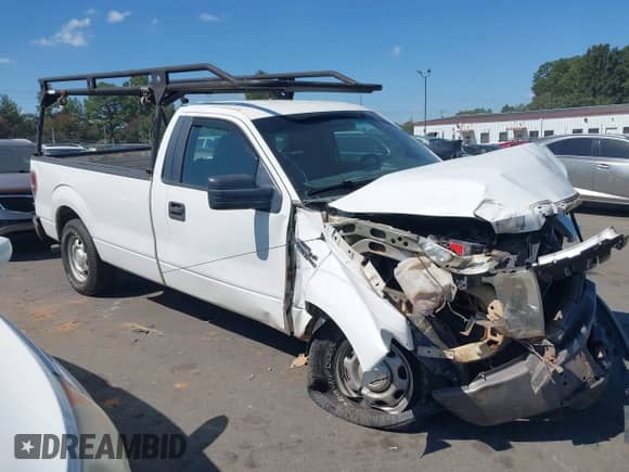 2011 Ford F-150 XL with VIN 1FTNF1CFXBKD71717, listed as a IAAI auction lot 43185498 with 201,430 mi miles and . Bid and sale history available at DreamBid. Image 13.