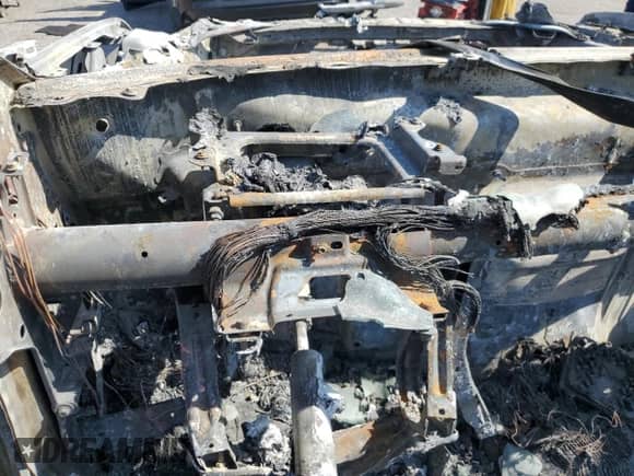 2021 Cadillac Escalade ESV Premium Luxury с VIN 1GYS3KKL3MR433276, выставлен на аукционе Copart как лот 59895475 с пробегом Не указан миль и На запчасти • Non repairable. История ставок и продаж доступна на DreamBid. Изображение 9.