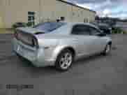 2012 Chevrolet Malibu 1LS z VIN 1G1ZB5E09CF286447, wystawiony jako Copart lot #82565885 z przebiegiem 110 793 mil mil oraz Szkoda całkowita • Salvage title. Historia ofert i sprzedaży dostępna na DreamBid. Obrazek 3.