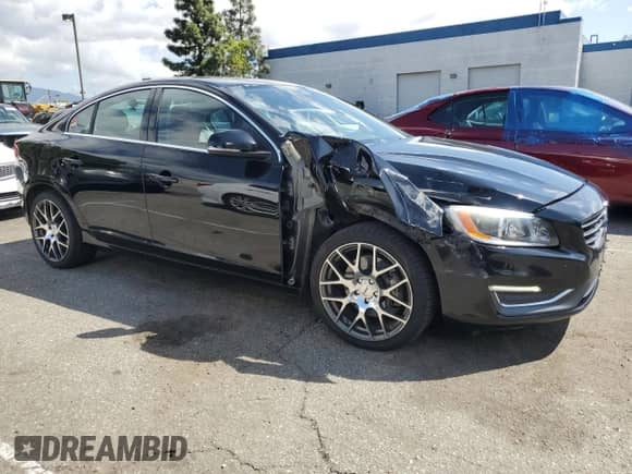 2014 Volvo S60 T6 with VIN YV1902FH5E2295456, listed as a Copart auction lot 51630745 with 151,408 mi miles and Salvage title. Bid and sale history available at DreamBid. Image 4.
