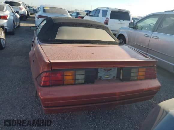 1988 Chevrolet Camaro с VIN 1G1FP31E6JL190669, выставлен на аукционе Copart как лот 75381994 с пробегом 46 003 миль миль и На запчасти • Non repairable. История ставок и продаж доступна на DreamBid. Изображение 6.