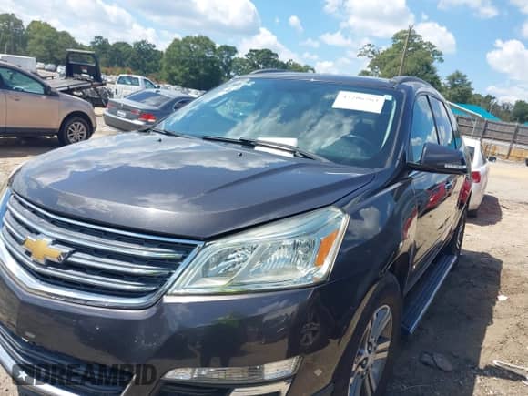 2017 Chevrolet Traverse LT with VIN 1GNKRGKD3HJ185049, listed as a IAAI auction lot 43206763 with 168,805 mi miles and . Bid and sale history available at DreamBid. Image 20.