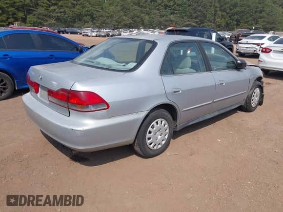 2002 Honda Accord VP with VIN 1HGCF86682A092690, listed as a IAAI auction lot 43159989 with 175,384 mi miles and . Bid and sale history available at DreamBid. Image 4.
