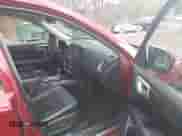 2013 Nissan Pathfinder SV z VIN 5N1AR2MM9DC688017, wystawiony jako IAAI lot #43287108 z przebiegiem 138 119 mil mil oraz . Historia ofert i sprzedaży dostępna na DreamBid. Obrazek 5.