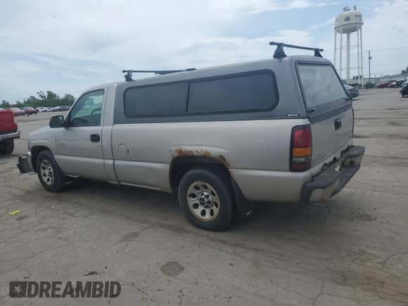 2005 GMC Sierra 1500 Work Truck с VIN 1GTEC14X25Z203369, выставлен на аукционе Copart как лот 61474965 с пробегом 181 924 миль миль и Чистый • Clean title. История ставок и продаж доступна на DreamBid. Изображение 2.