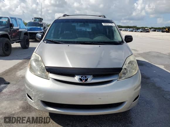 2008 Toyota Sienna LE с VIN 5TDZK23C38S136179, выставлен на аукционе Copart как лот 69257115 с пробегом 140 967 миль миль и Списание • Salvage title. История ставок и продаж доступна на DreamBid. Изображение 5.