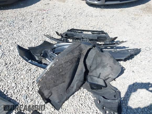 2018 Honda Accord Sport with VIN 1HGCV1E31JA003705, listed as a IAAI auction lot 42281388 with 105,000 mi miles and . Bid and sale history available at DreamBid. Image 12.