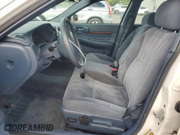 2005 Chevrolet Impala с VIN 2G1WF52E559115245, выставлен на аукционе Copart как лот 81780925 с пробегом 82 222 миль миль и Списание • Salvage title. История ставок и продаж доступна на DreamBid. Изображение 7.