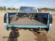 1993 GMC Sierra 1500 SLT с VIN 2GTEK19Z6P1507913, выставлен на аукционе Copart как лот 71995315 с пробегом 260 353 миль миль и Списание • Salvage title. История ставок и продаж доступна на DreamBid. Изображение 6.