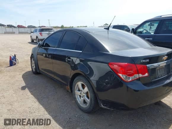 2011 Chevrolet Cruze 1LT with VIN 1G1PF5S90B7217816, listed as a IAAI auction lot 43087501 with 175,346 mi miles and . Bid and sale history available at DreamBid. Image 3.