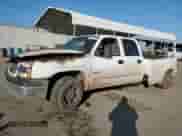 2004 Chevrolet Silverado 2500 LS z VIN 1GCGC23U94F263817, wystawiony jako Copart lot #88172035 z przebiegiem Nie podano mil oraz Szkoda całkowita • Salvage title. Historia ofert i sprzedaży dostępna na DreamBid. Obrazek 1.