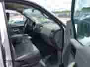 2006 Ford F-150 XL z VIN 1FTRF12W86KB54661, wystawiony jako IAAI lot #42581375 z przebiegiem 309 793 mil mil oraz . Historia ofert i sprzedaży dostępna na DreamBid. Obrazek 5.