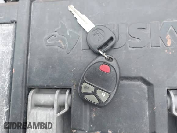 2008 Saturn VUE z VIN 3GSDL93738S523348, wystawiony jako IAAI lot #41068142 z przebiegiem Nie podano mil oraz . Historia ofert i sprzedaży dostępna na DreamBid. Obrazek 11.