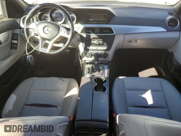 2014 Mercedes-Benz C 250 Sport with VIN WDDGF4HB6EA952812, listed as a Copart auction lot 87303155 with 159,094 mi miles and Salvage title. Bid and sale history available at DreamBid. Image 8.