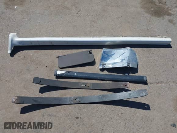 1999 Ford Explorer XLT с VIN 1FMZU32E0XZA24919, выставлен на аукционе IAAI как лот 43287318 с пробегом 185 219 миль миль и . История ставок и продаж доступна на DreamBid. Изображение 11.